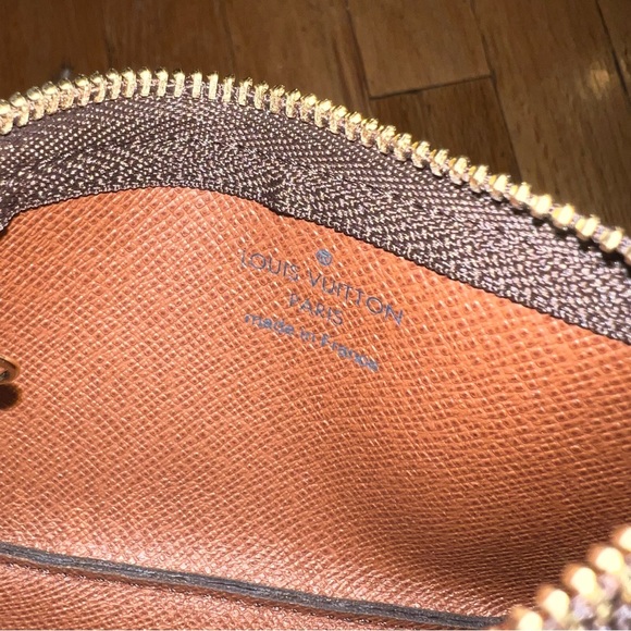 LOUIS VUITTON MONOGRAM KEY POUCH COIN WALLET CLEF - Picture 4 of 10